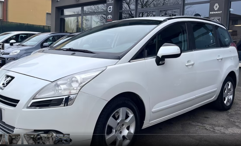 Peugeot 5008 2.0 HDi 150CV Active
