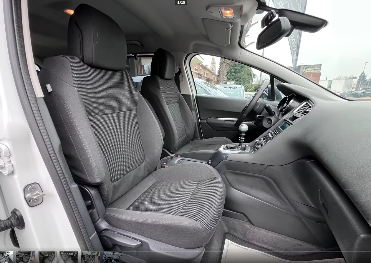 Peugeot 5008 2.0 HDi 150CV Active - Image 3